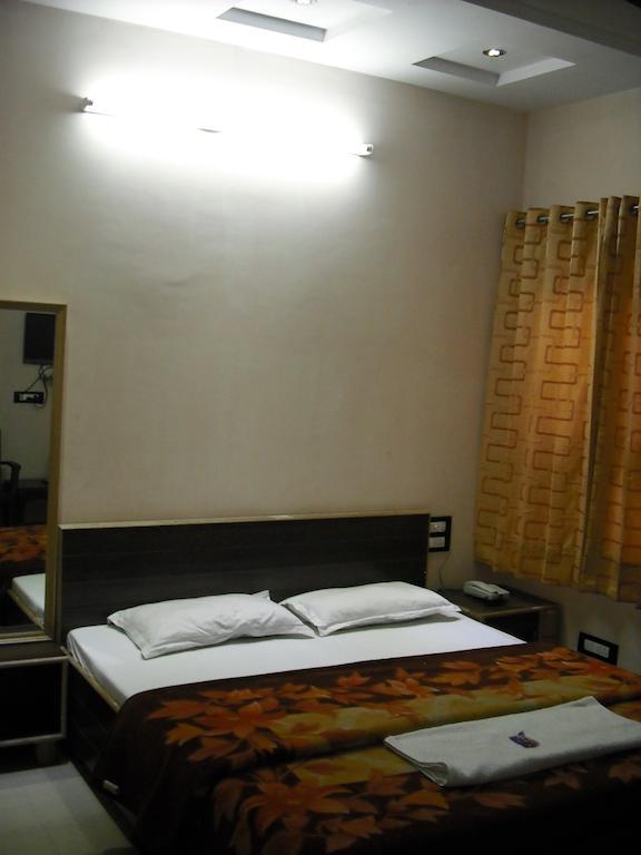Hotel Gs Paradise Amritsar Habitación foto