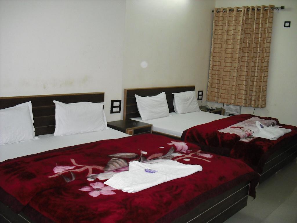 Hotel Gs Paradise Amritsar Habitación foto