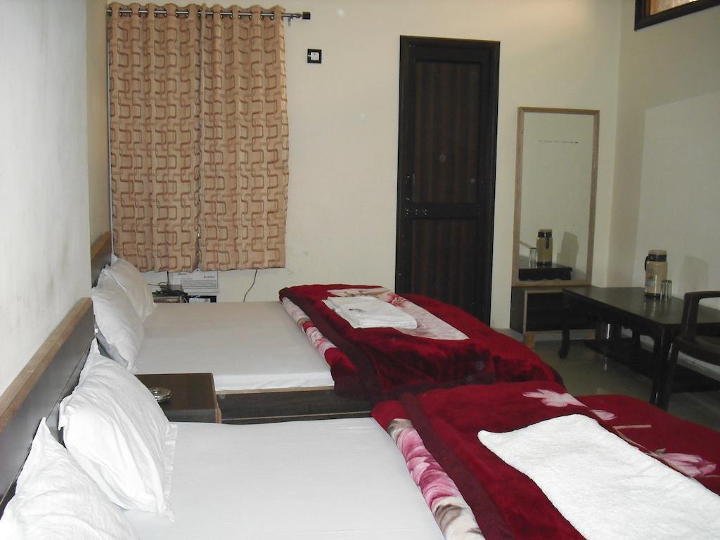 Hotel Gs Paradise Amritsar Habitación foto