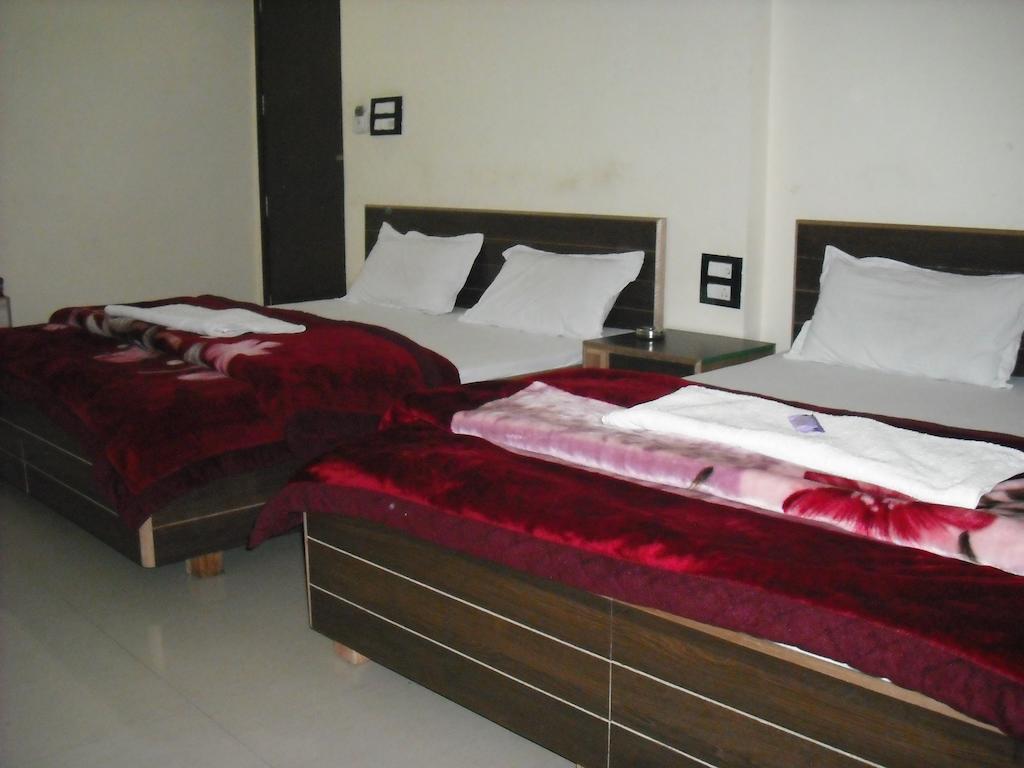 Hotel Gs Paradise Amritsar Habitación foto