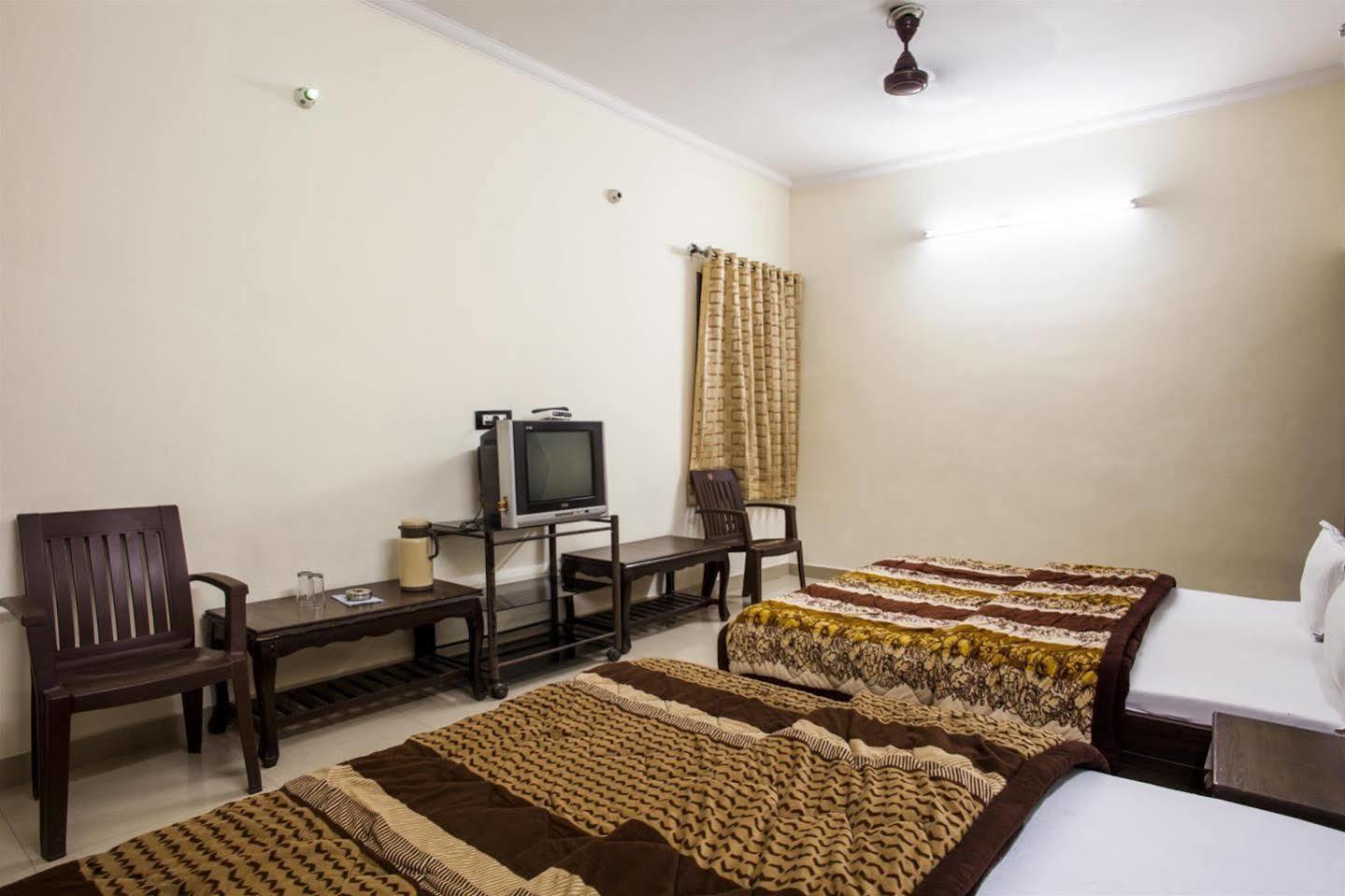 Hotel Gs Paradise Amritsar Exterior foto